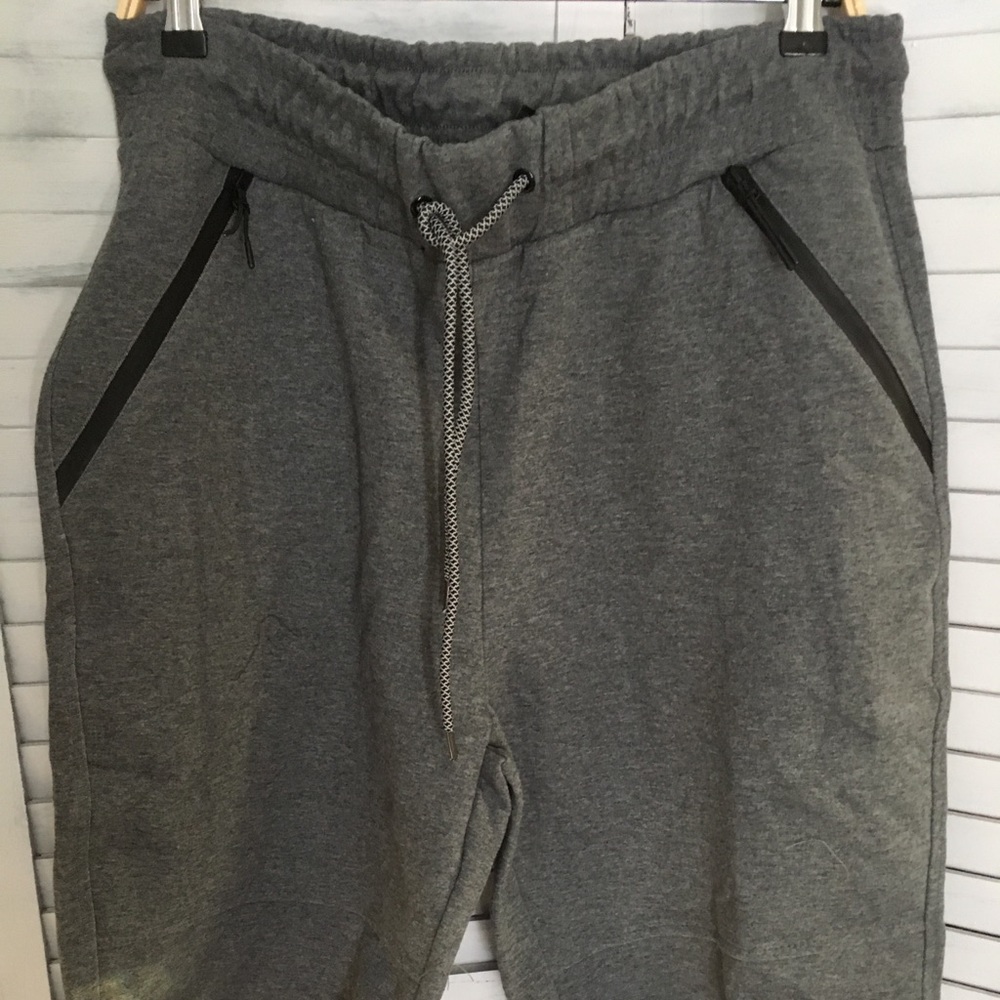 Men’s Gray Shorts